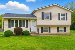 38633 N Cedar Avenue, Beach Park, IL 60099