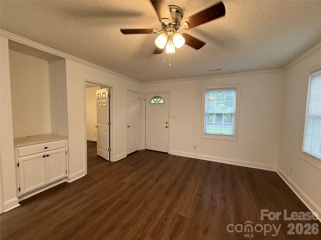 131 Mckendree Road, Mooresville, NC 28117