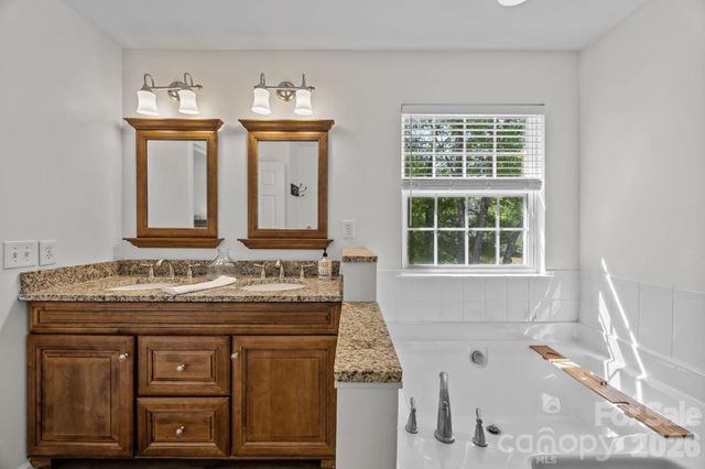 1317 Shimmer Light Circle, Rock Hill, SC 29732