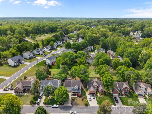 1317 Shimmer Light Circle, Rock Hill, SC 29732