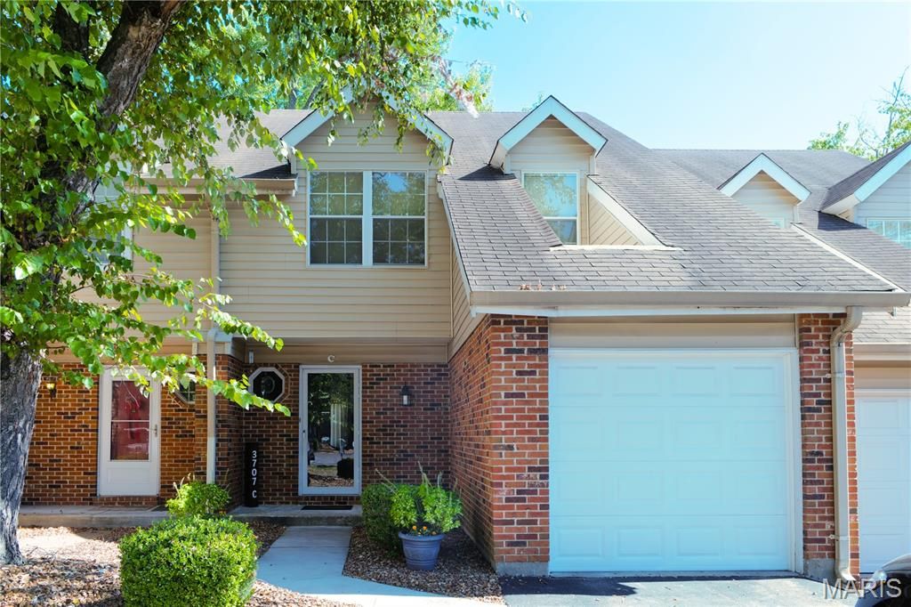 3707 Candlewyck Club Drive C, Unincorporated, MO 63034