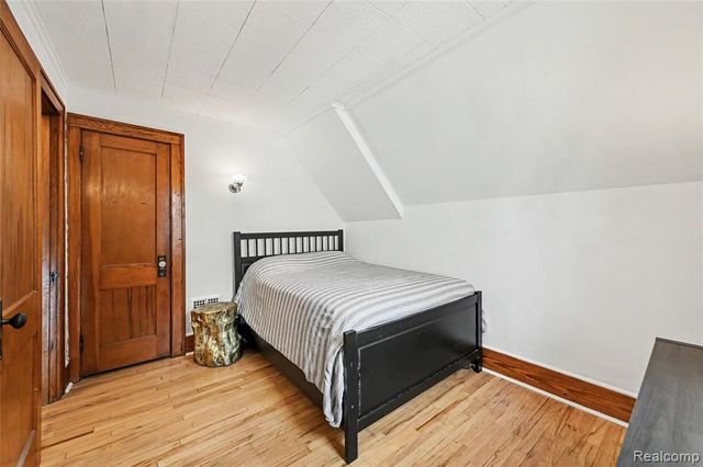 303 N Holbrook Street, Plymouth, MI 48170