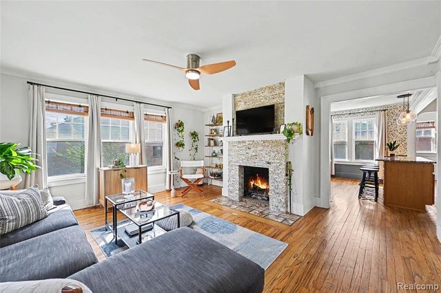 303 N Holbrook Street, Plymouth, MI 48170