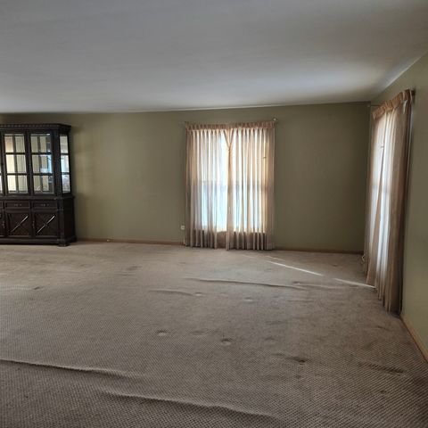 1915 TINA Lane, Flossmoor, IL 60422