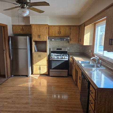 1915 TINA Lane, Flossmoor, IL 60422