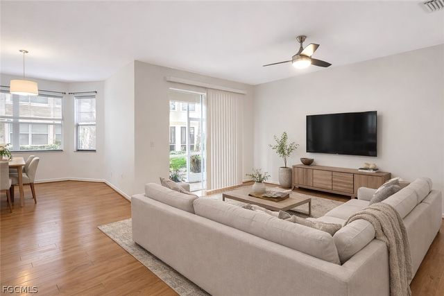 9729 Heatherstone River CT 3, Estero, FL 33928