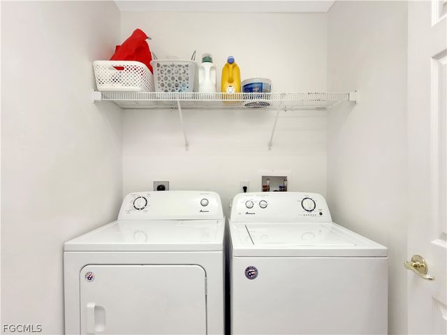 9729 Heatherstone River CT 3, Estero, FL 33928