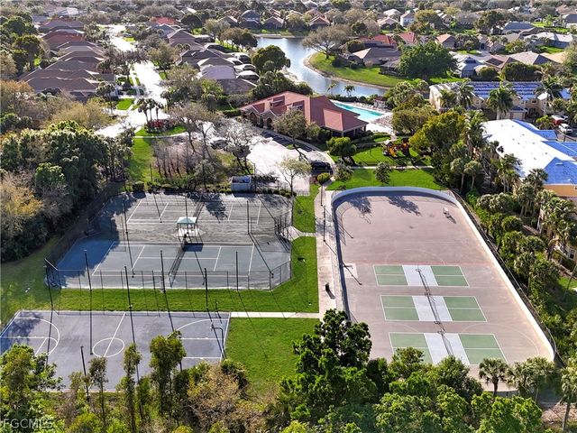 9729 Heatherstone River CT 3, Estero, FL 33928