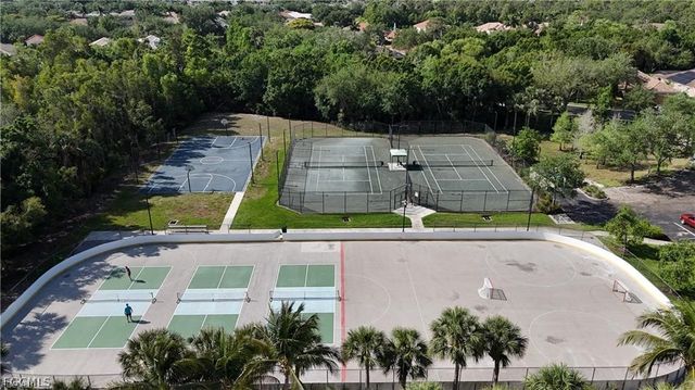 9729 Heatherstone River CT 3, Estero, FL 33928