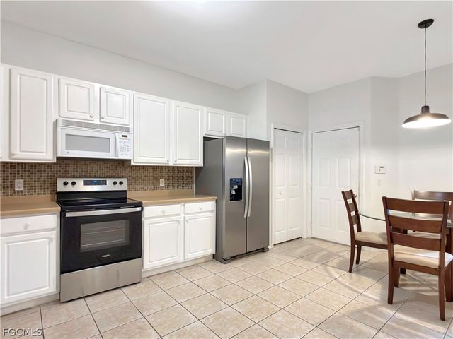 9729 Heatherstone River CT 3, Estero, FL 33928