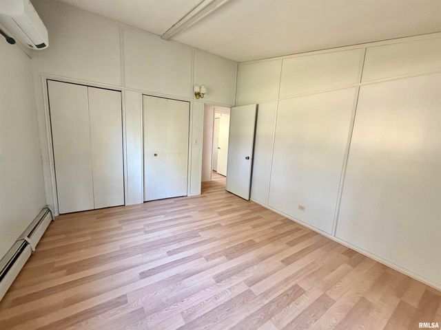 990 WILLIAM Drive, Knoxville, IL 61448