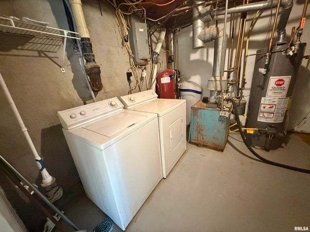 990 WILLIAM Drive, Knoxville, IL 61448