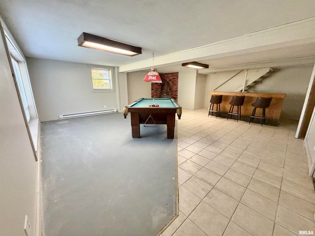 990 WILLIAM Drive, Knoxville, IL 61448