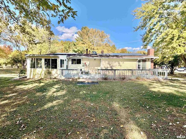 990 WILLIAM Drive, Knoxville, IL 61448