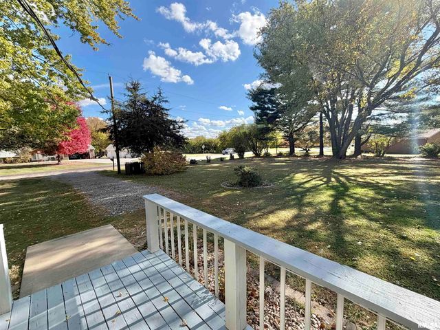 990 WILLIAM Drive, Knoxville, IL 61448