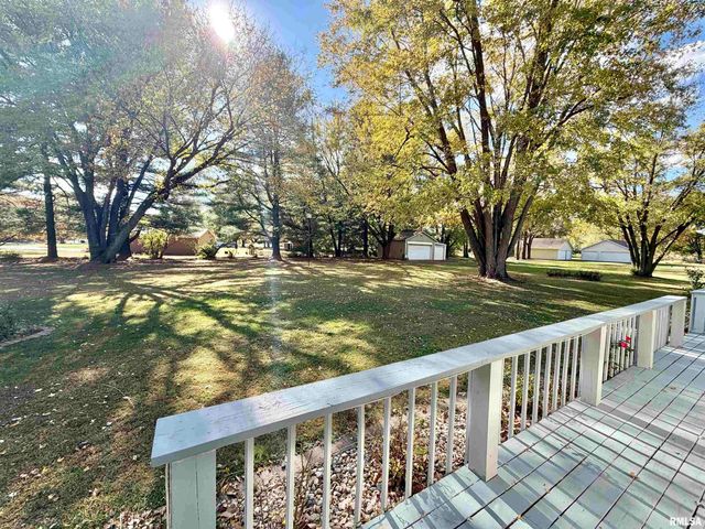 990 WILLIAM Drive, Knoxville, IL 61448