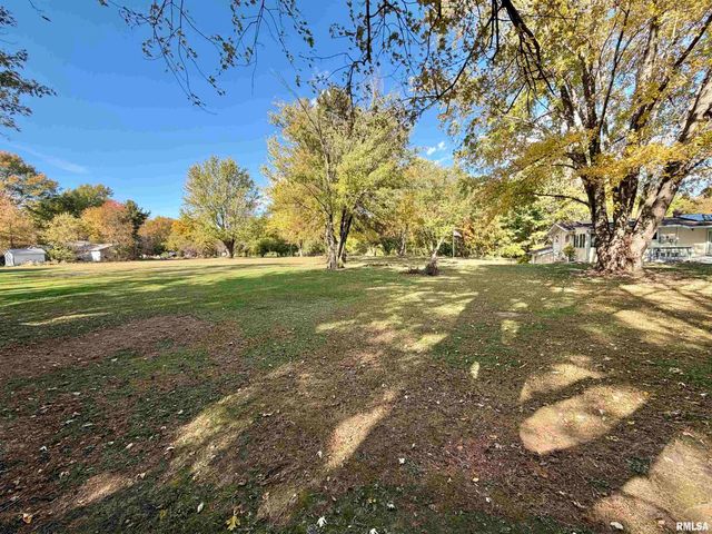 990 WILLIAM Drive, Knoxville, IL 61448