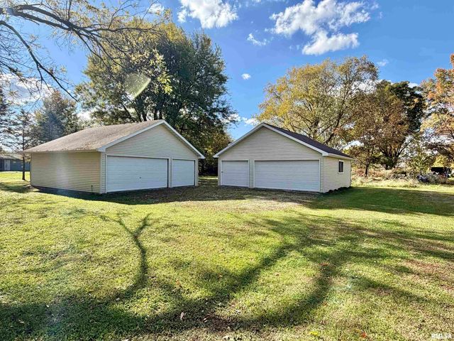 990 WILLIAM Drive, Knoxville, IL 61448