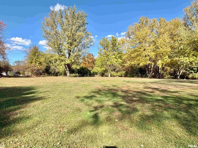 990 WILLIAM Drive, Knoxville, IL 61448