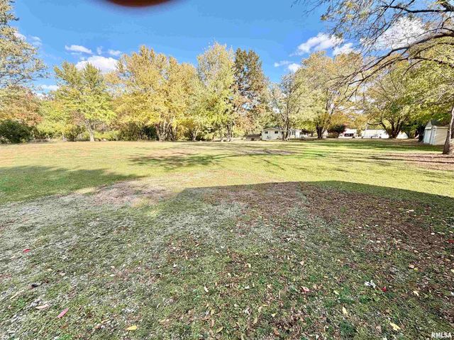 990 WILLIAM Drive, Knoxville, IL 61448