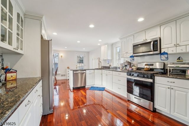 27 Fairview Ave, West Orange Twp., NJ 07052