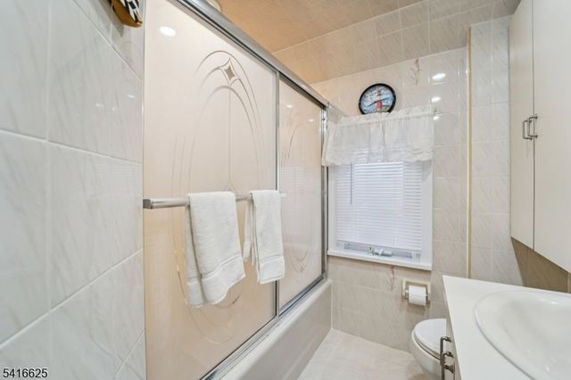 27 Fairview Ave, West Orange Twp., NJ 07052