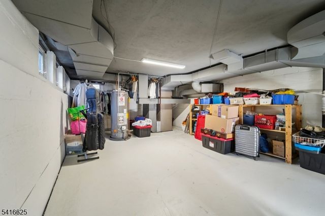 27 Fairview Ave, West Orange Twp., NJ 07052