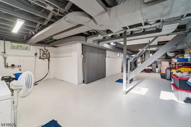 27 Fairview Ave, West Orange Twp., NJ 07052