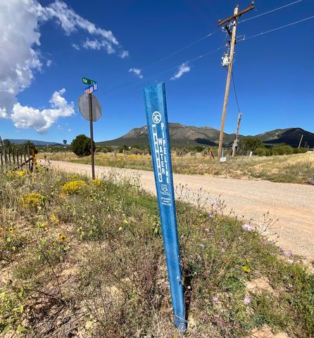 288 Entranosa Road, Edgewood, NM 87015
