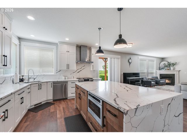 10217 Ne 102nd St, Vancouver, WA 98662
