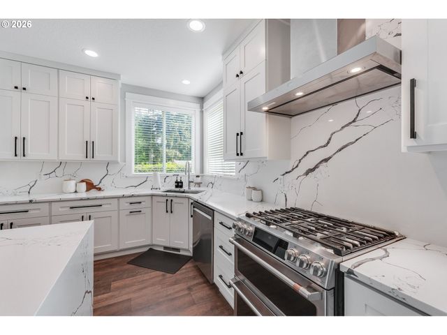 10217 Ne 102nd St, Vancouver, WA 98662