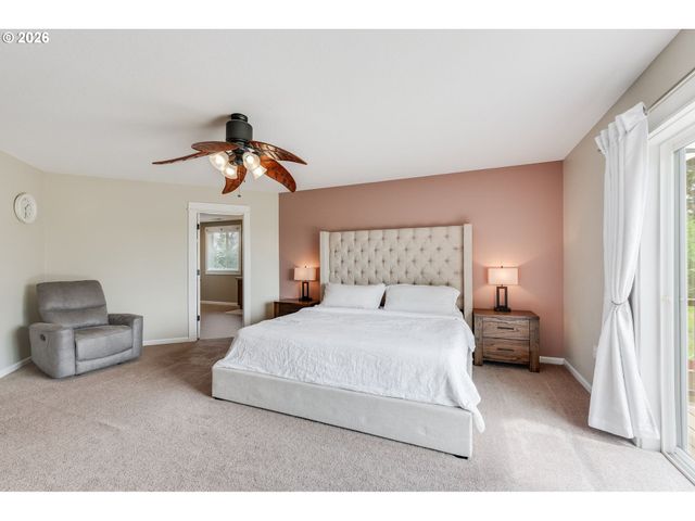 10217 Ne 102nd St, Vancouver, WA 98662