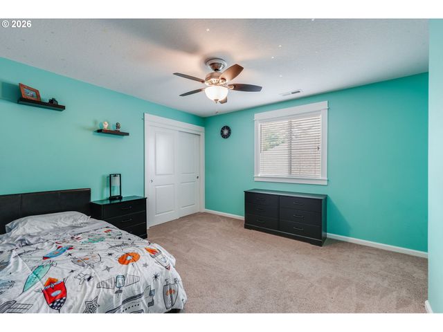 10217 Ne 102nd St, Vancouver, WA 98662