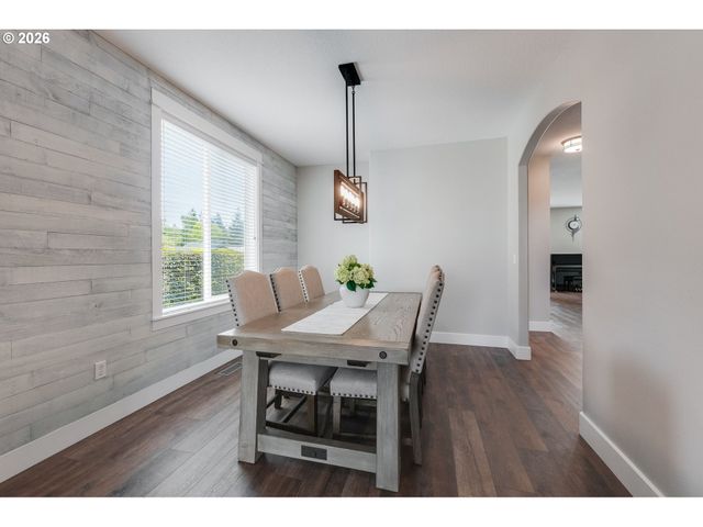 10217 Ne 102nd St, Vancouver, WA 98662