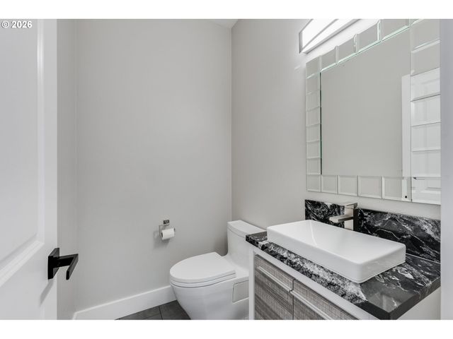 10217 Ne 102nd St, Vancouver, WA 98662