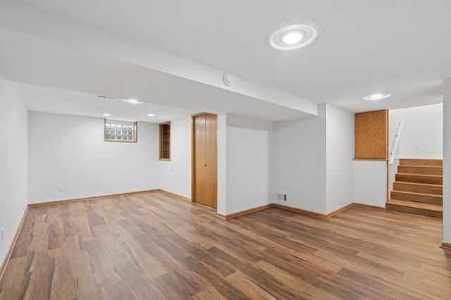 10037 Fremont Avenue S, Bloomington, MN 55431