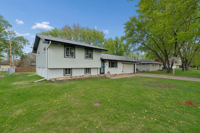 10037 Fremont Avenue S, Bloomington, MN 55431