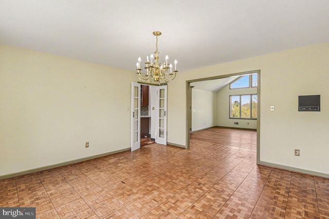 13800 CRIPPLEGATE RD, Phoenix, MD 21131