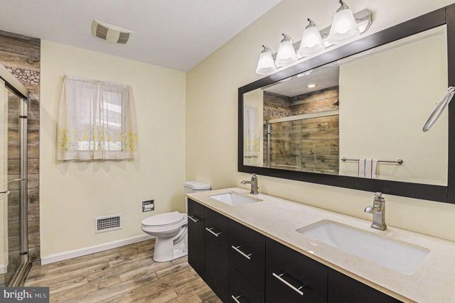 13800 CRIPPLEGATE RD, Phoenix, MD 21131