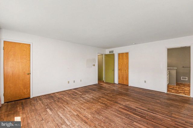 13800 CRIPPLEGATE RD, Phoenix, MD 21131