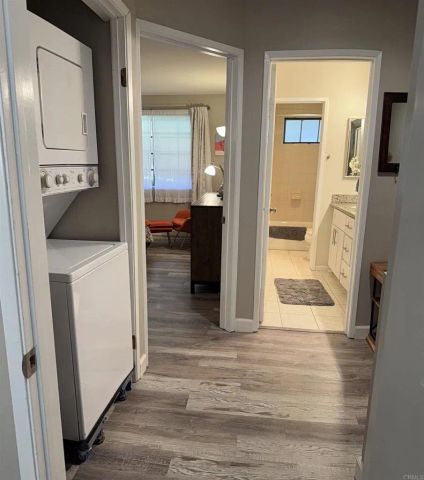 8840 Villa La Jolla Drive, La Jolla, CA 92037