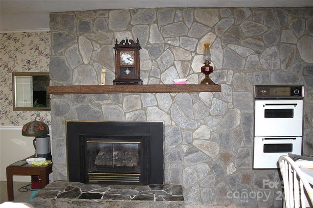 105 Woodlawn Drive, Morganton, NC 28655