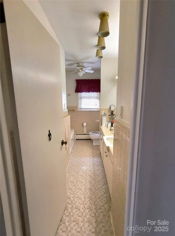 105 Woodlawn Drive, Morganton, NC 28655