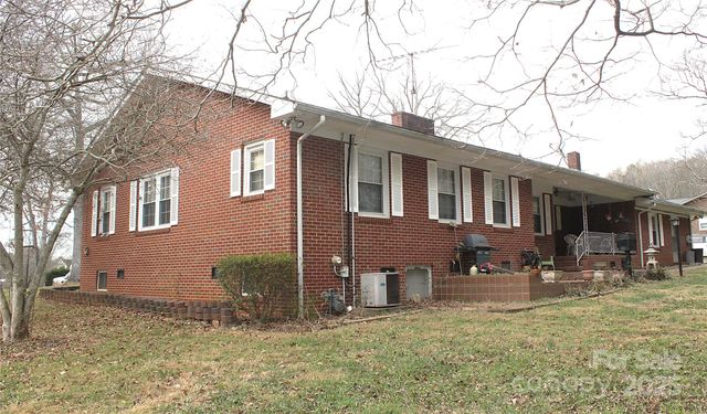 105 Woodlawn Drive, Morganton, NC 28655