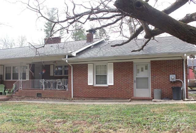 105 Woodlawn Drive, Morganton, NC 28655