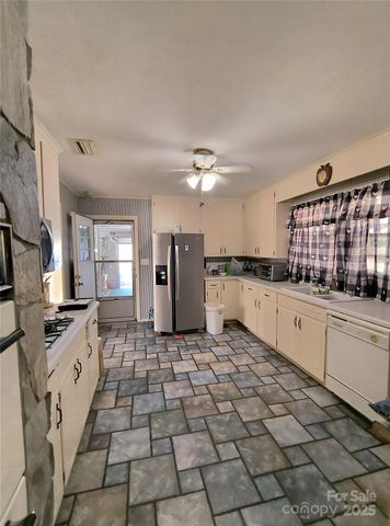 105 Woodlawn Drive, Morganton, NC 28655