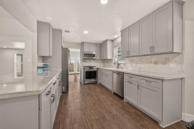 4012 Chile Drive, Pasadena, TX 77504
