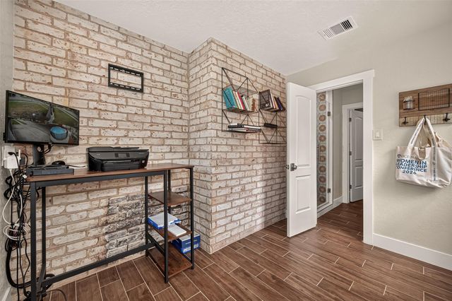 4012 Chile Drive, Pasadena, TX 77504