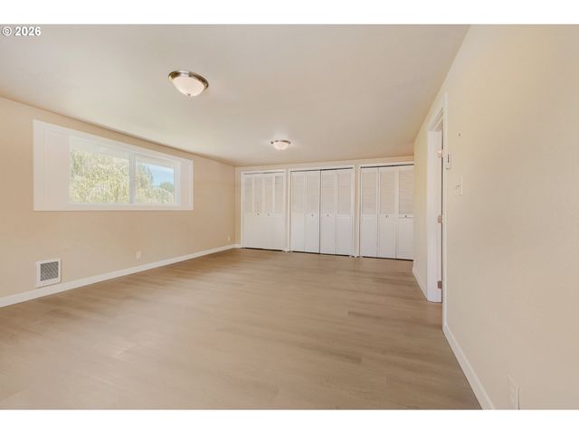 10244 Sw 40TH Ave, Portland, OR 97219