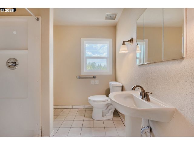 10244 Sw 40TH Ave, Portland, OR 97219